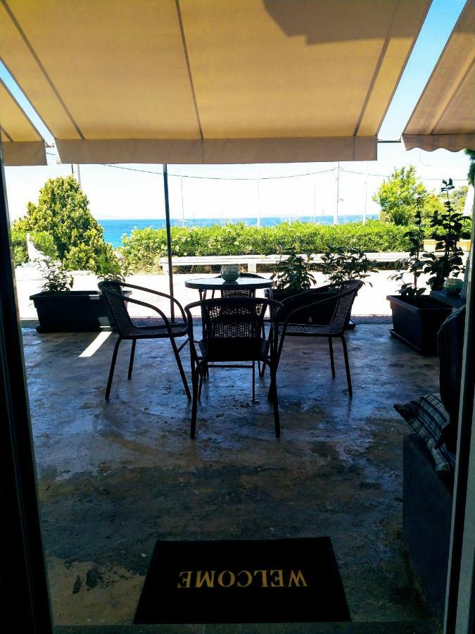New Seafront Studio Vendégház Anáviszosz Kültér fotó